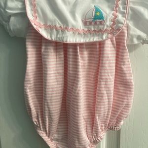 Great condition 3 month outfit